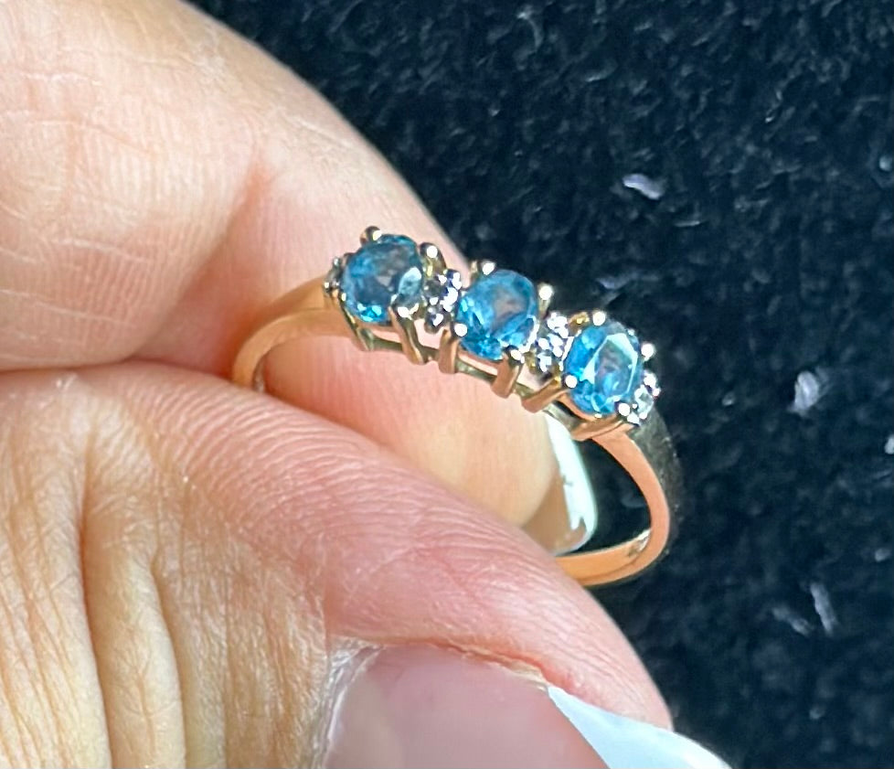 Blue Topaz Ring 14k Yellow Gold