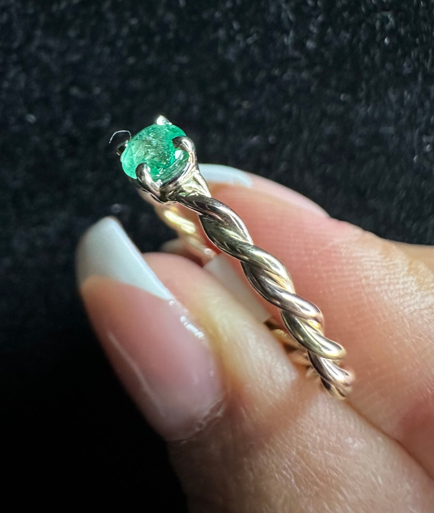Natural Emerald Solitarie Ring 14k