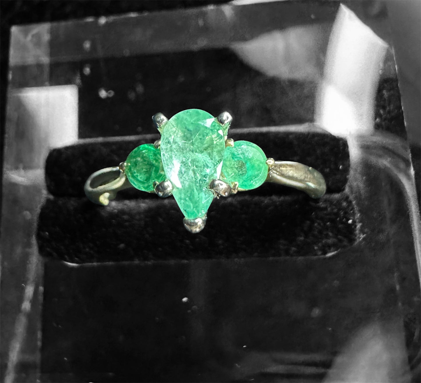 Natural Emerald Ring Yellow Gold 14k
