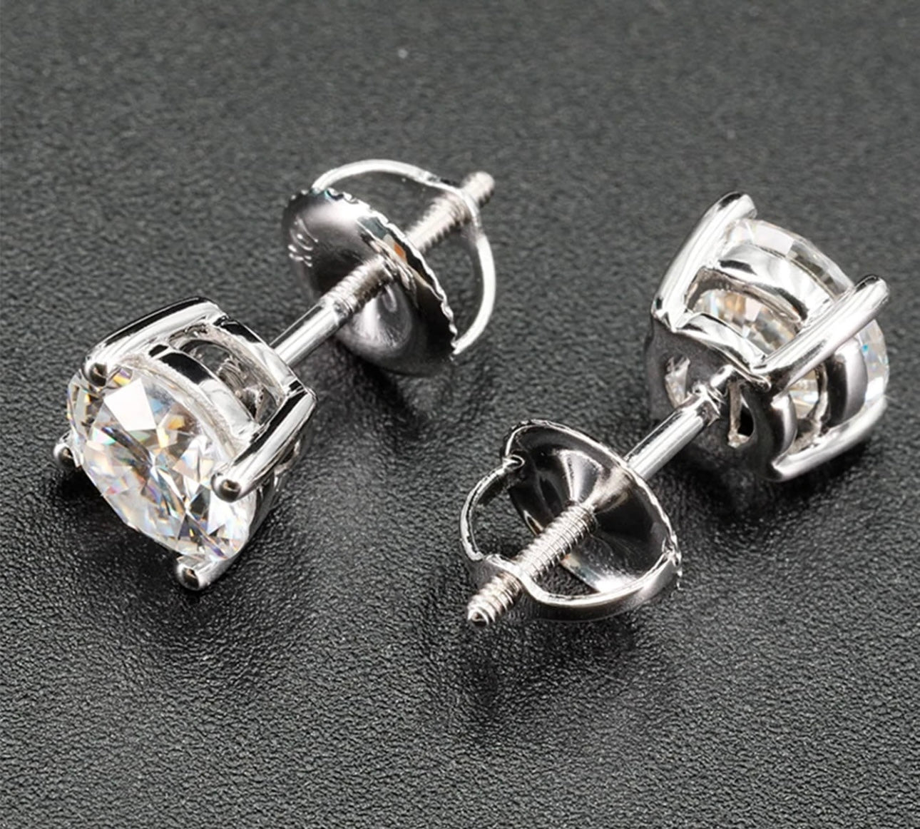 Moissanite Diamond Lab.